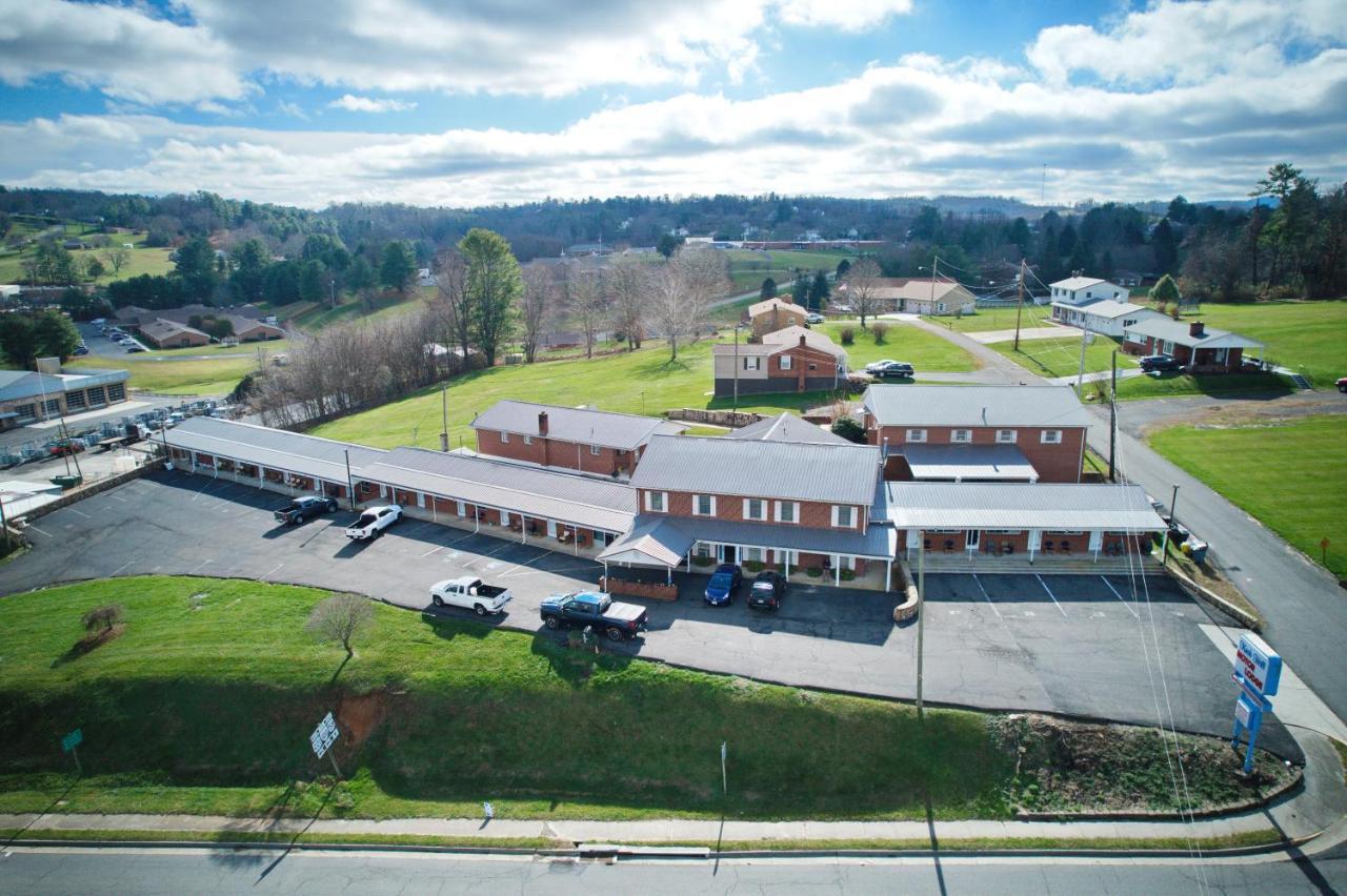 Knob Hill Motor Lodge ฮิลส์วิลล์ ภายนอก รูปภาพ