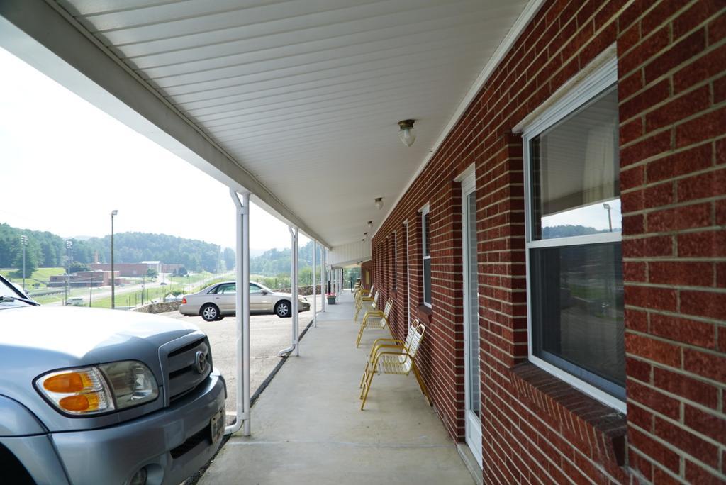 Knob Hill Motor Lodge ฮิลส์วิลล์ ภายนอก รูปภาพ