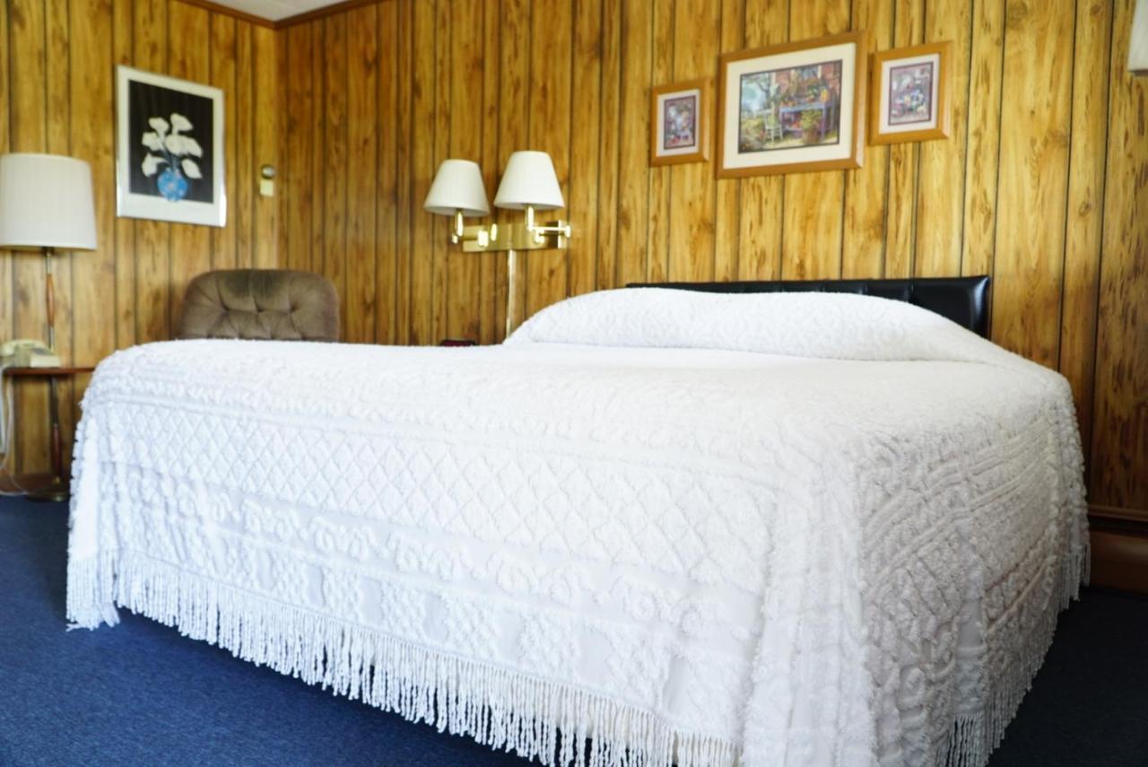 Knob Hill Motor Lodge ฮิลส์วิลล์ ห้อง รูปภาพ